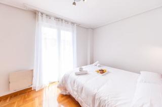 Charming Coastal Apartment Steps from the Beach - La Arena - 3