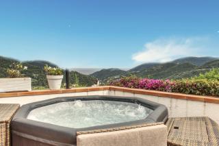 Jacuzzi - Relax in Villa con Meravigliosa Vista - Bardino Nuovo - 6