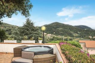 Jacuzzi - Relax in Villa con Meravigliosa Vista - Bardino Nuovo - 8