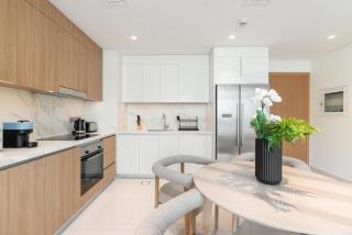 Beach Vista 2 - Beachfront Stunning - Full Sea Views - Dubai - 2