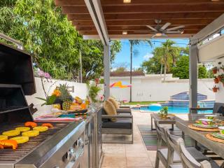 Villa Palma - Prime Location, Pool, Game Room, Outdoor Kitchen - Miami - 3