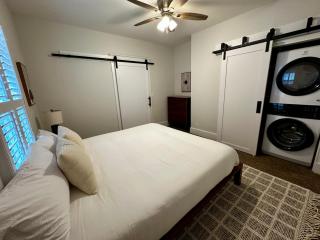 Newly Renovated Cottage including Driveway in Downtown Murfreesboro - Murfreesboro - 5