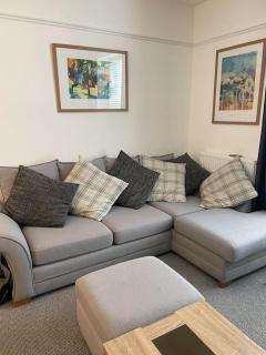 Stunning 4 Bedrooms Golden triangle with parking - 3