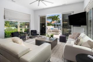 Villa De Marco - Long Bay Hills - 8