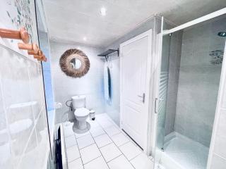 Kaki Green Appartement Lumineux, Chic & Cosy WIFI Centre ville - Chalencon - 1