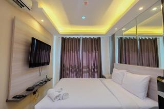 Modern and Comfy 1BR Apartment at Woodland Park Residence By Travelio - Jakarta - 9