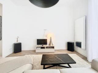 Cannes Vidal Rue Antibes SNCF station 2 mn 1 BR new 2024 quiet building hyper center by Olam Properties - 4