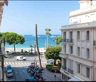 Croisette palais miramar vue mer laterale - 7
