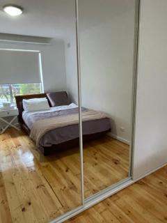 Spacious Beautiful Room - 0