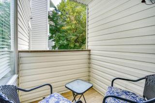 Cozy and Centrally Located SLC Condo with Balcony! - 8