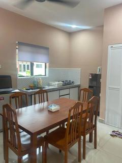 Homestay73 - Parit Raja - 3