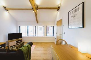 The Hay Barn - Hopewell - Bristol - 7