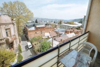 1BR apartment with balcony on Mtatsminda - Tbilisi - 6