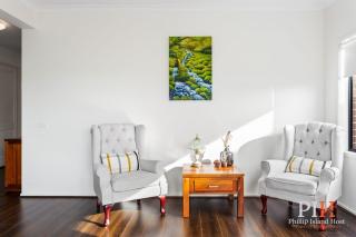 Recently build 4BDR Family Home in Quiet Estate - Cowes - 2