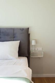 Spacious 3BR Apartment With 2 Balconies in Old Tbilisi - Tbilisi - 2