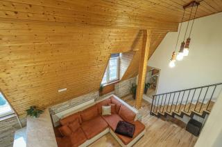 Cosy Central 2-BR Apartment-By Wehost - Tbilisi - 1
