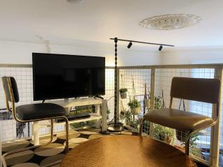 Modern and Bright Three Bed Apartment - Bristol - 2