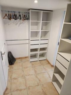 L'étape méditerranéenne logement 4-6 personnes avec parking privé - 7