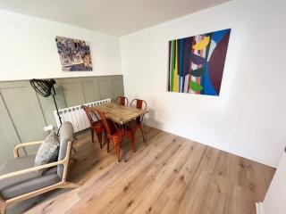 Montague central one bedroom flat with parking - 9