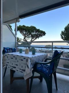 Unique apartment with direct sea view along the beach in S'Abanell Central Park Blanes - Blanes - 8