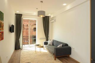 Cozy 1BR Apartment In Historical Part- By Wehost - Tbilisi - 6