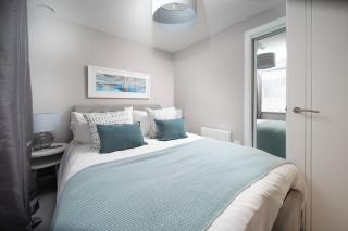 Deluxe Apartment near Cabot Circus w Parking sleeps 5 - Bristol - 6