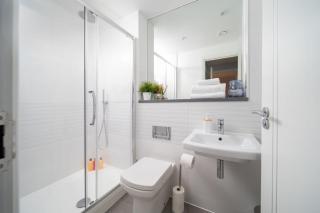 Deluxe Apartment near Cabot Circus w Parking sleeps 5 - Bristol - 7