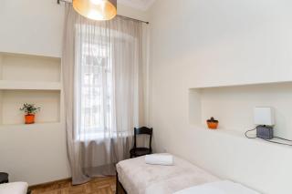 Precious 2 Bedroom apt In The Heart Of Tbilisi - Tbilisi - 4