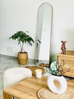 Apartment Pool- Balcony- Parking- Self CheckIn- WIFI -A3 - Abidjan - 7