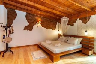 3BR Triplex w Terraces-Heart of Tbilisi -By-Wehost - Tbilisi - 1