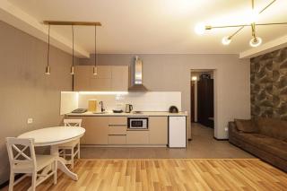 Cozy Studio Apartment in Tbilisi By Wehost - Tbilisi - 5
