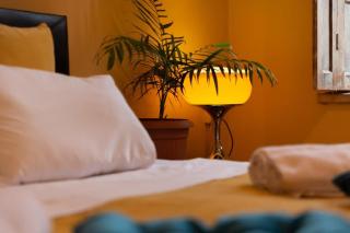 Stylish Apartment In Historic Building - 2