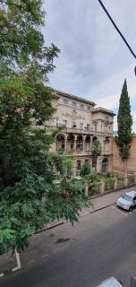 Tiflis 2Br Apartment In The Historic Neighborhood - Tbilisi - 1