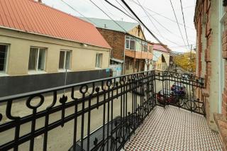 Stylish 2BR Apt in Tbilisi - By Wehost - 4