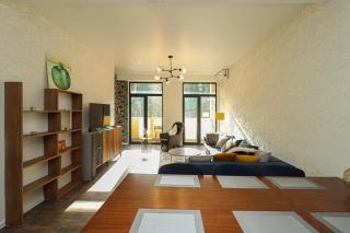 Stylish 2BR Apartment In City Center-By Wehost - 3