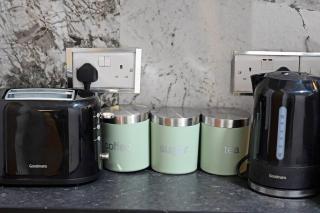 Modern Studio Apartment - Near Luton Station - 3