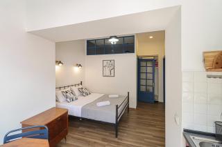 Cozy Studio in Central Tbilisi By Wehost - Tbilisi - 4