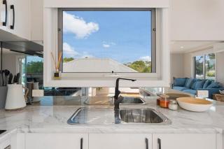 Imollu Beach House 5-Bed 2 5-Bath - Cowes - 1