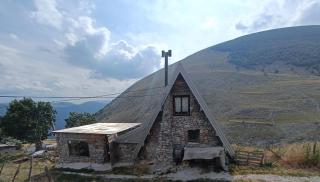 Etno Koliba - Bed & Breakfast - Gornji Lukomir - 0