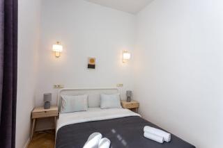 Modern Apartment Next to Stamba and Rooms - Tbilisi - 1