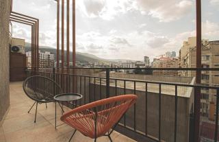 Vake Chic 2BR Comfort Home - By Wehost - Tiflis - 5