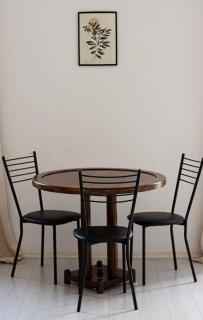 Super Central and Cozy Apartment Next to Stamba - Tbilisi - 4