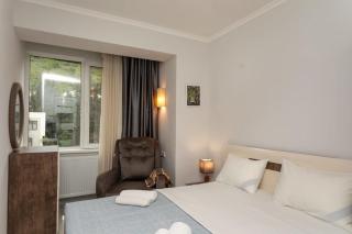 Charming 3BR Apartment In Central Tbilisi - Tbilisi - 7