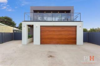 Luxurious Home Close to The Beach - Surf Beach - 9