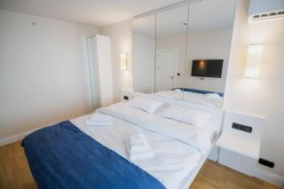 Stylish Apartment In Orbi City on 47th floor w Sea View - Batumi - 6