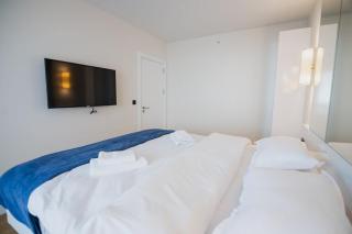 Stylish Apartment In Orbi City on 47th floor w Sea View - Batumi - 1