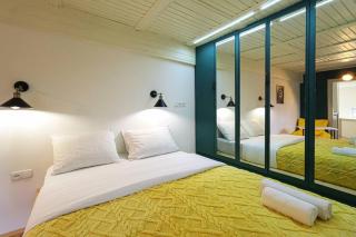 Spacious Apartment In The Center- By Wehost - Tbilisi - 4