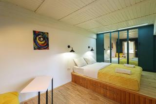 Spacious Apartment In The Center- By Wehost - Tbilisi - 7