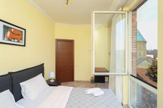 1BR Apart In Abanotubani w views-By Wehost - Tbilisi - 3
