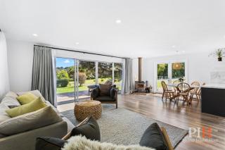 Smith Beach Family House Sleep 6 - 0